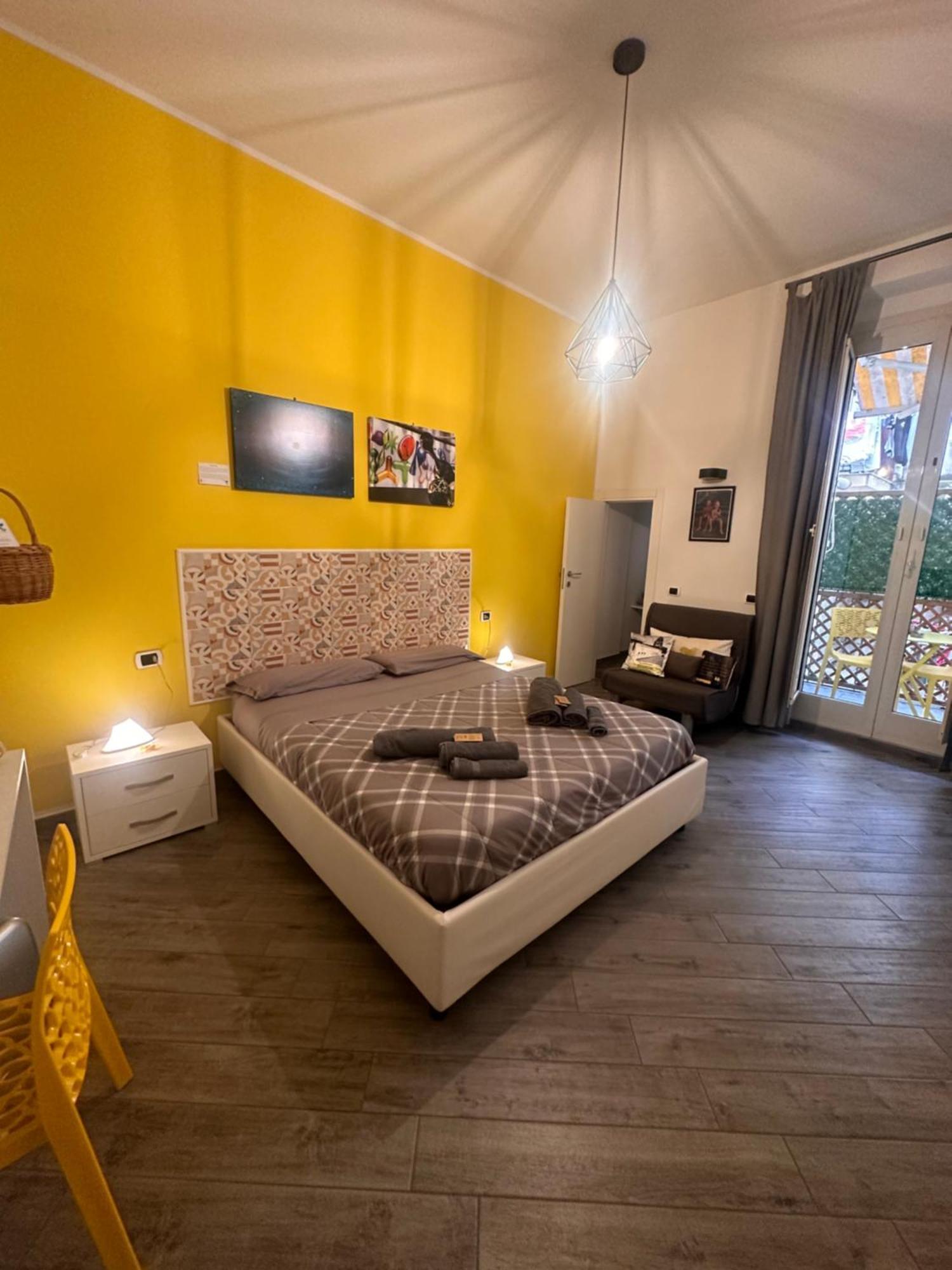 B&B Cosmoneapolitan Екстер'єр фото