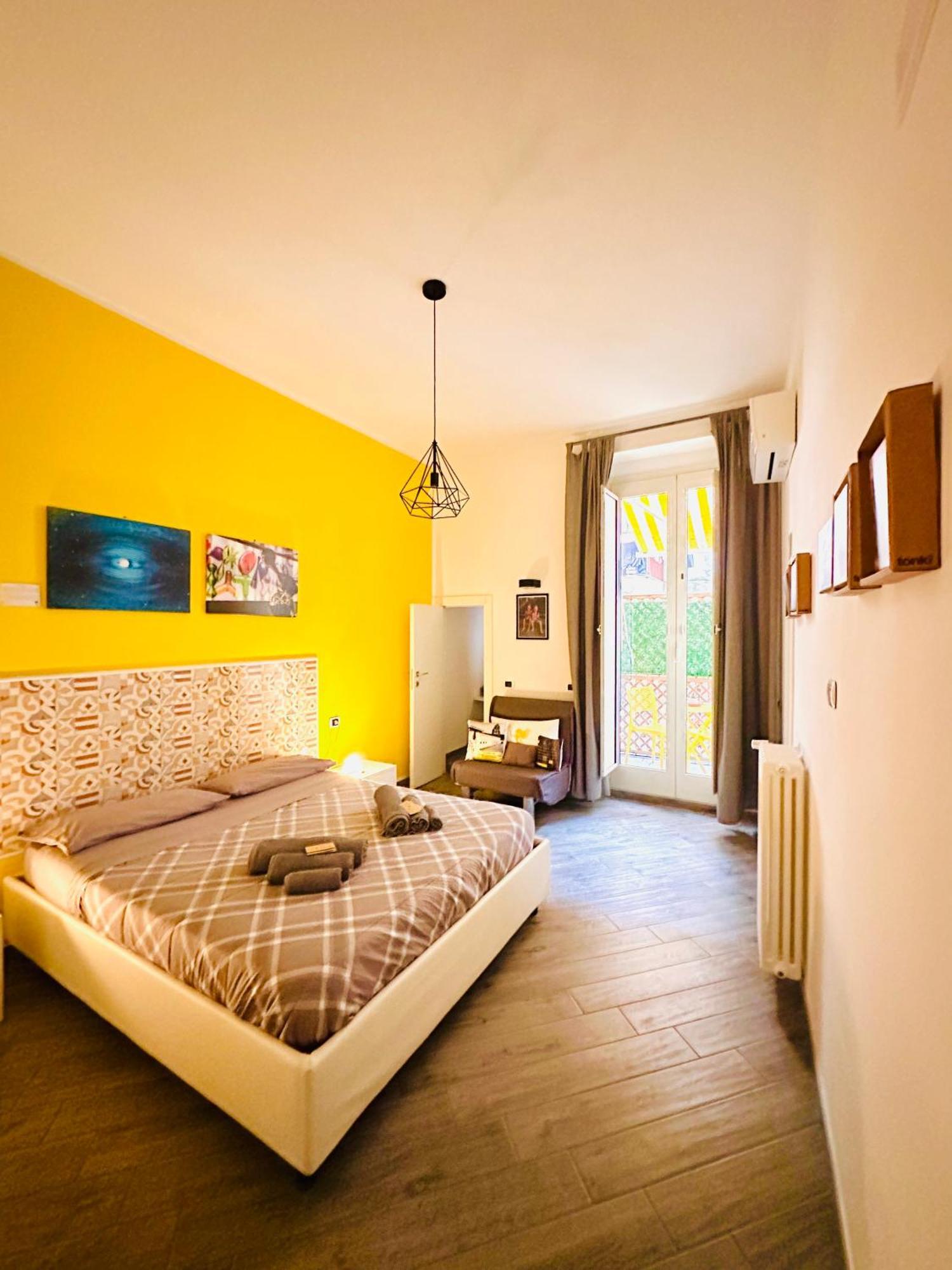 B&B Cosmoneapolitan Екстер'єр фото